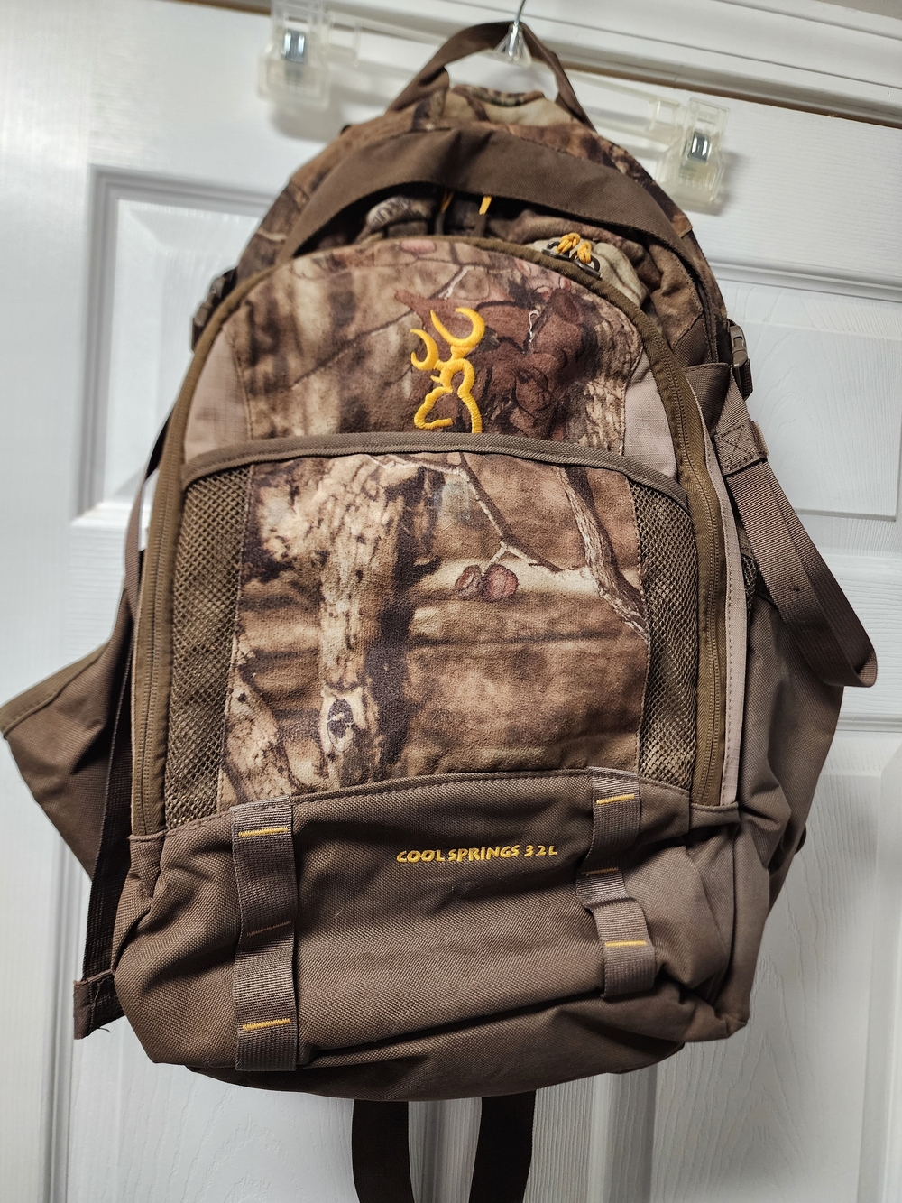 Browning Men's Camo Brown Backpack with Gold Logo